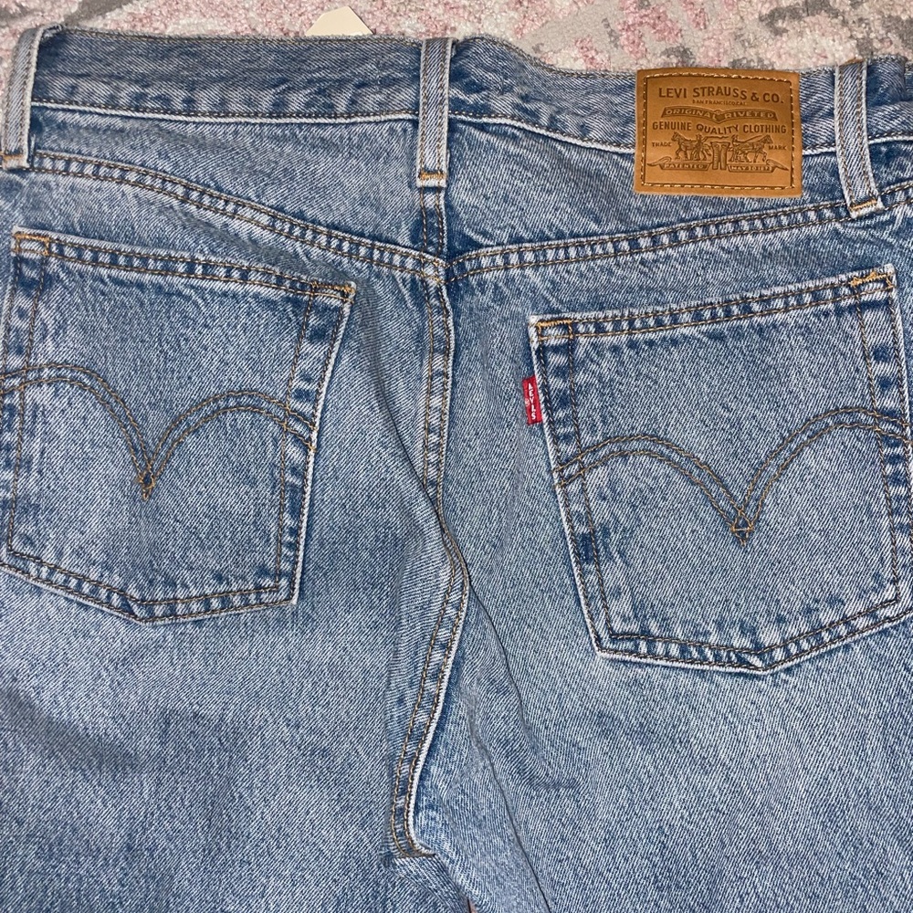 Levi's High Rise Straight Crop Jeans in Light Blue
